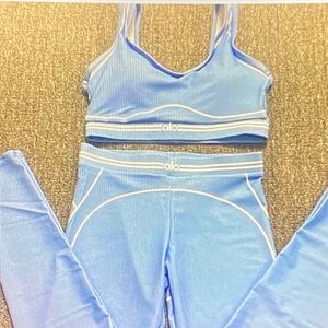 ALO Yoga Sky Blue Activewear Set